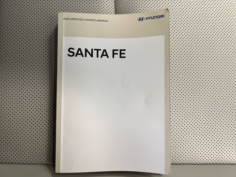 Used 2025 Hyundai Santa Fe SEL image 28