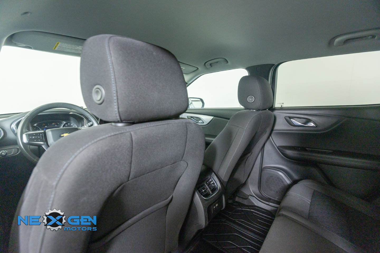 Used 2021 Chevrolet Blazer LT FWD image 27