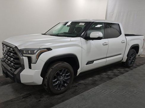 Used 2022 Toyota Tundra Platinum w/ Advanced Package image 1