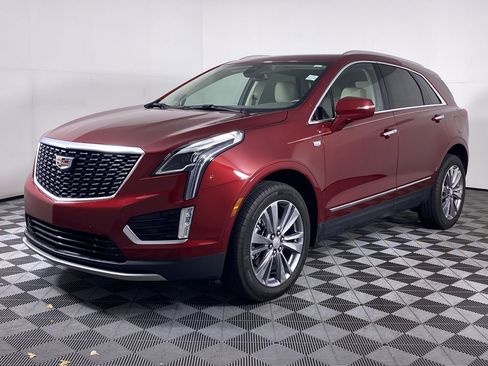 Used 2023 Cadillac XT5 Premium Luxury w/ LPO, Floor Liner Package image 19