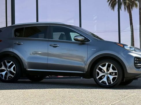 Used 2017 Kia Sportage SX image 16