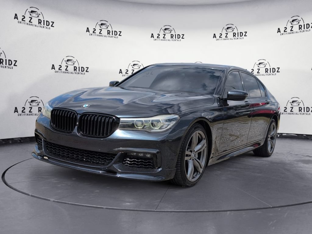 Used 2016 BMW 740i w/ M Sport Package RWD image 3
