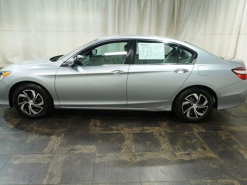 Used 2017 Honda Accord LX image 6