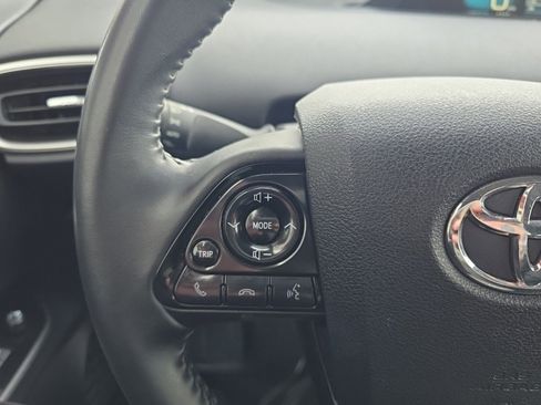 Used 2020 Toyota Prius Prime XLE image 21