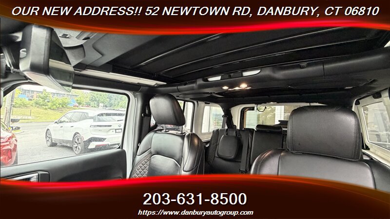 Used 2023 Jeep Wrangler Unlimited Sahara AWD/4WD image 15