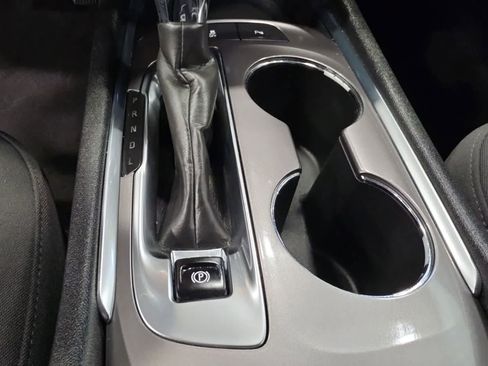 Used 2022 Chevrolet Malibu LT FWD image 19
