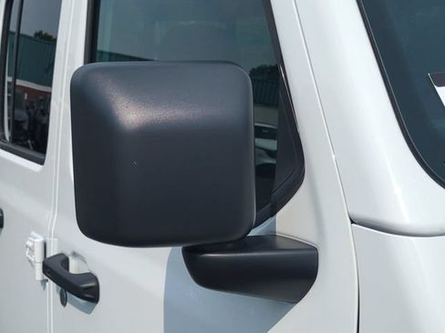 Used 2026 Jeep Gladiator Rubicon AWD/4WD image 12