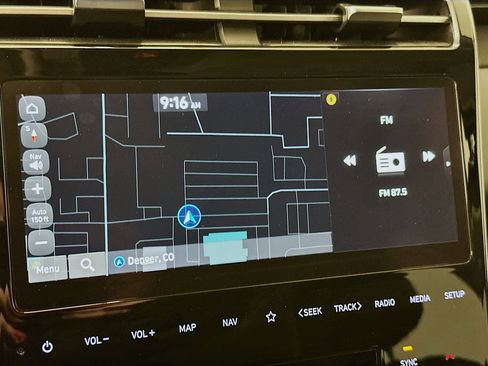 Used 2023 Hyundai Tucson Limited w/ Winter Package image 22