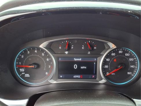 Certified 2021 Chevrolet Traverse LT image 12