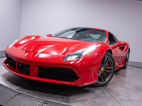 Used 2018 Ferrari 488 GTB RWD image 53