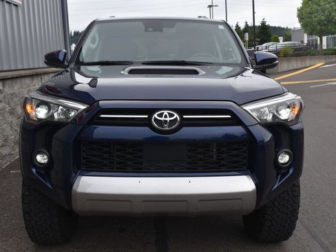 Certified 2021 Toyota 4Runner TRD Off-Road Premium w/ Moonroof Package AWD/4WD image 2