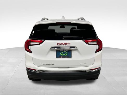 Certified 2023 GMC Terrain SLT w/ Infotainment Package II AWD/4WD image 8
