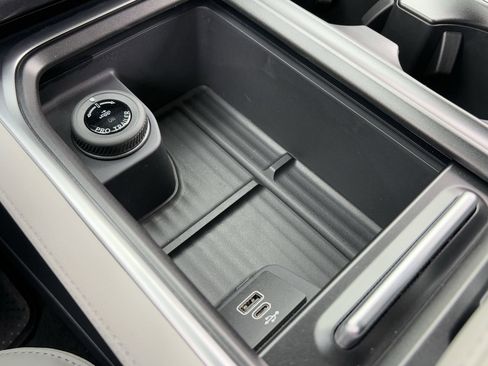 New 2026 Ford Expedition Active image 49