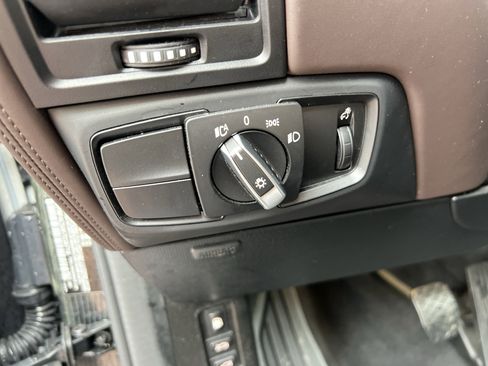 Used 2019 BMW i3 image 37