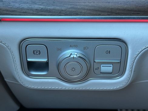 New 2026 Mercedes-Benz GLE 53 AMG 4MATIC Coupe image 31