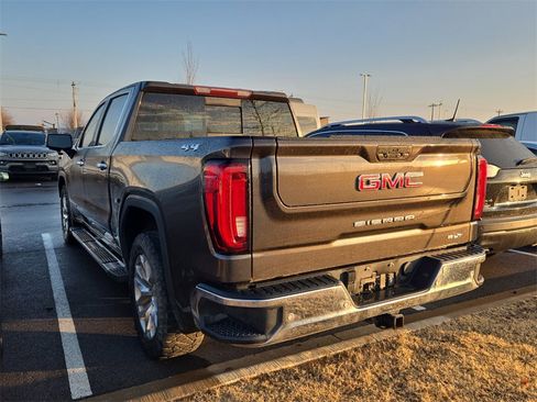 Used 2019 GMC Sierra 1500 SLT w/ SLT Premium Plus Package image 2