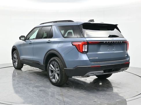 New 2026 Ford Explorer Active AWD/4WD image 7