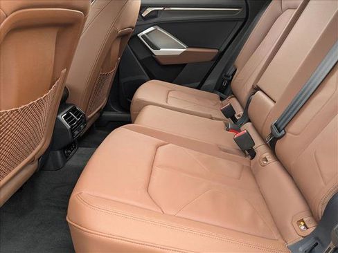 Certified 2025 Audi Q3 2.0T Premium w/ Convenience Package image 16