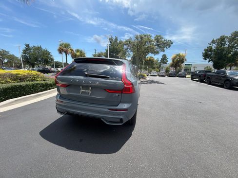 Used 2024 Volvo XC60 B5 Core AWD/4WD image 22