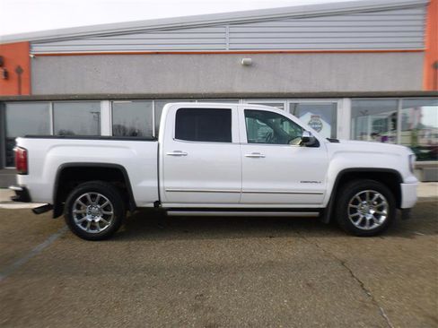 Used 2017 GMC Sierra 1500 Denali image 5