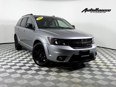 Used 2019 Dodge Journey GT w/ Nav & Sun Group FWD image 1