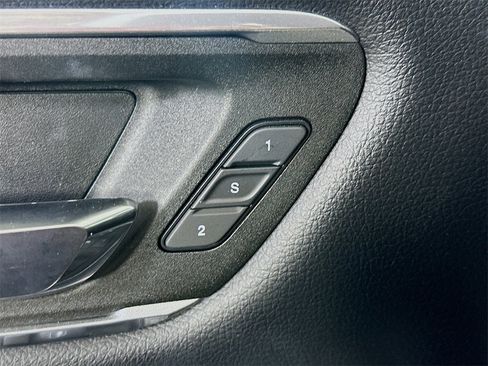 Used 2022 RAM 1500 Laramie w/ Sport Appearance Package image 21