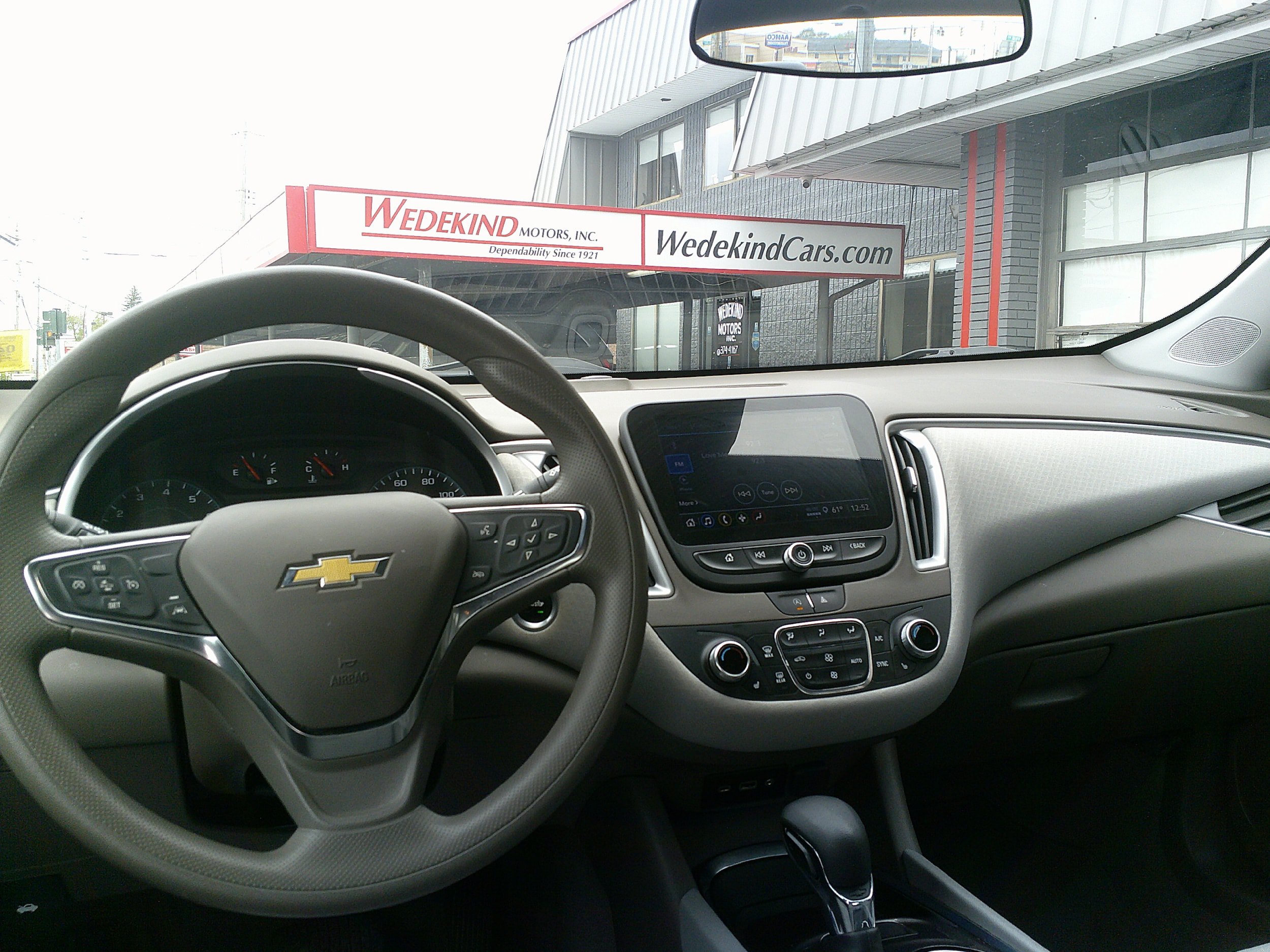 Used 2023 Chevrolet Malibu LT FWD image 21