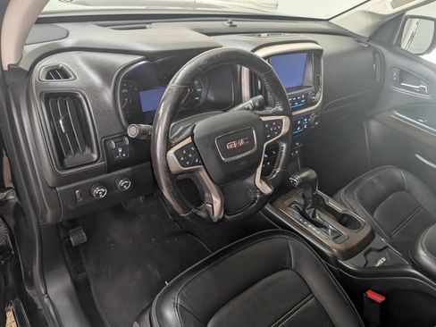 Used 2017 GMC Canyon Denali image 8