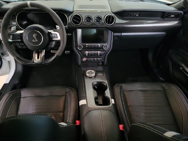 Used 2022 Ford Mustang Shelby GT500 w/ Technology Package RWD image 7
