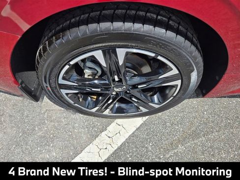 Used 2024 Kia K5 GT-Line w/ GT-Line Premium Package FWD image 12