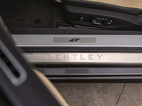 Certified 2024 Bentley Continental GT V8 AWD/4WD image 26