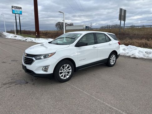 Used 2019 Chevrolet Equinox LS image 15