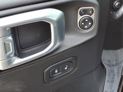 New 2026 Jeep Gladiator Sport AWD/4WD image 18