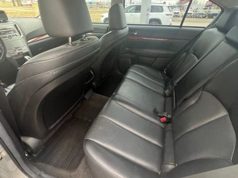 Used 2011 Subaru Legacy 2.5i Limited w/ Appearance Package 1E image 8