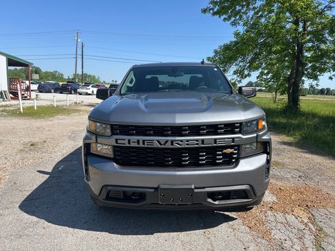 Used 2021 Chevrolet Silverado 1500 Custom AWD/4WD image 2