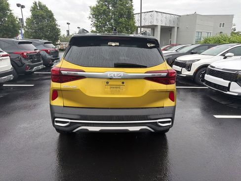 Certified 2022 Kia Seltos Nightfall Edition AWD/4WD image 6