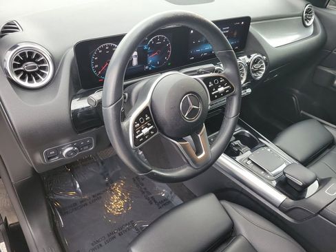 Used 2022 Mercedes-Benz GLA 250 w/ Premium Package Lite image 21