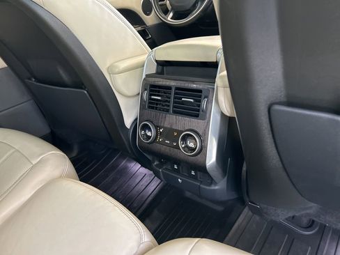 Used 2019 Land Rover Range Rover Sport Supercharged image 28