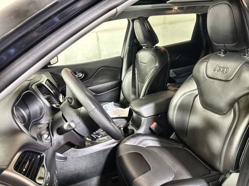 Used 2022 Jeep Cherokee Limited w/ Elite Package image 13