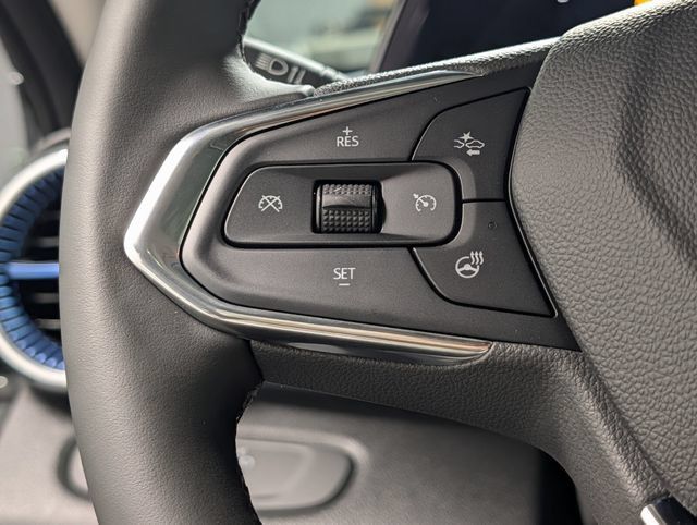 New 2026 Chevrolet Trax LT w/ Sunroof Package FWD image 19