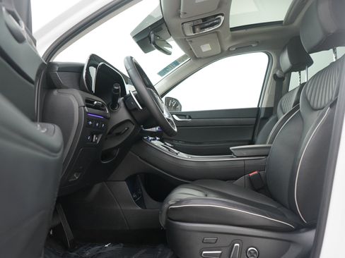 Used 2025 Hyundai Palisade Limited image 26