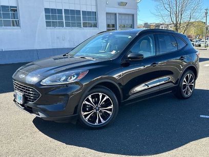 Certified 2022 Ford Escape SE w/ SE Sport Appearance Package