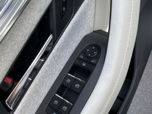 Used 2024 MAZDA CX-90 3.3 Turbo S w/ Premium Plus image 16