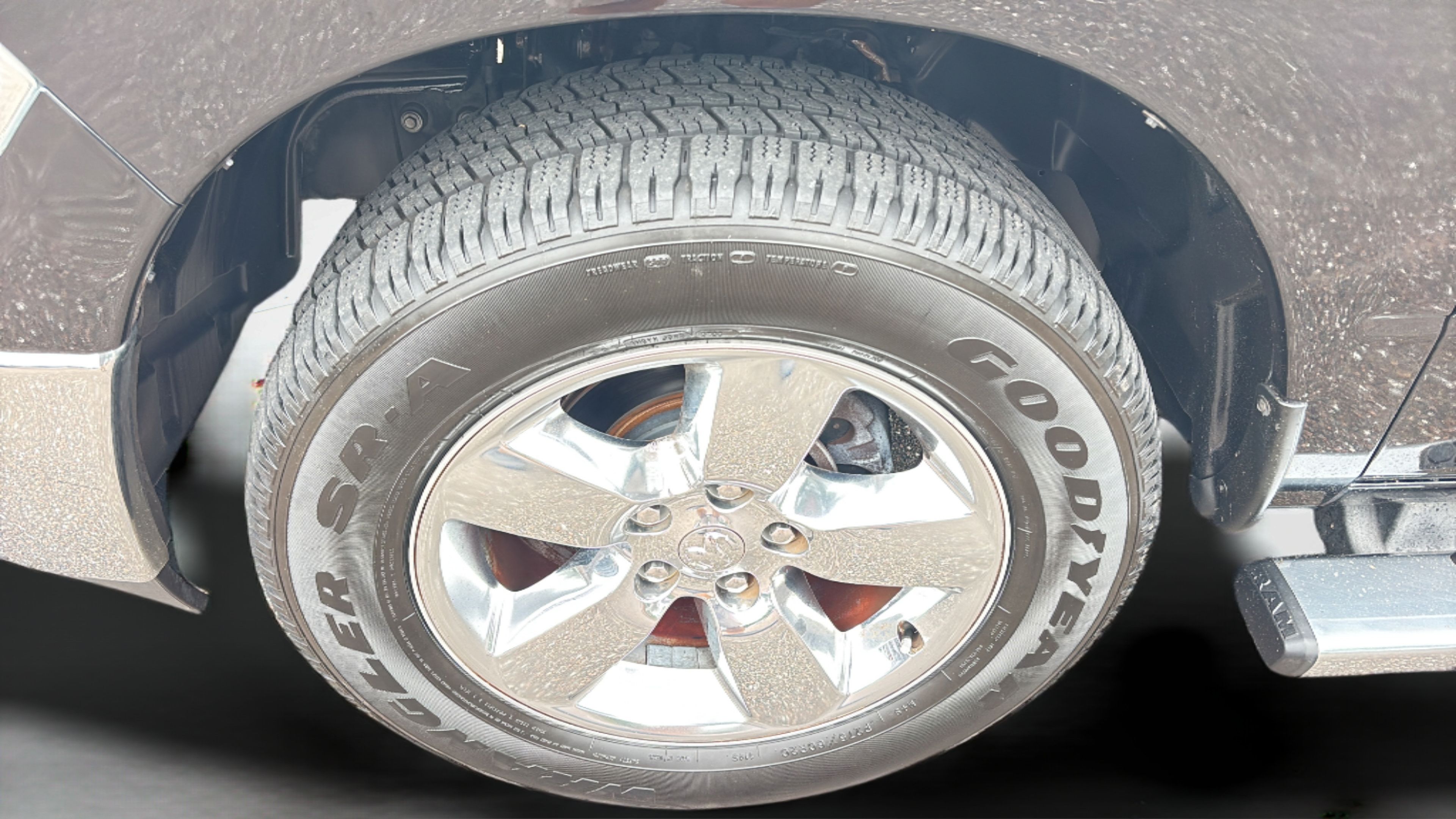 Used 2015 RAM 1500 Lone Star RWD image 9