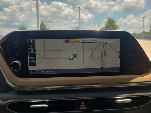 Used 2020 Hyundai Sonata Limited FWD image 29