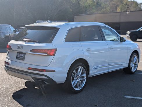 Used 2025 Audi Q7 3.0T Premium Plus image 10