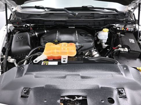 Used 2018 RAM 1500 Laramie RWD image 8