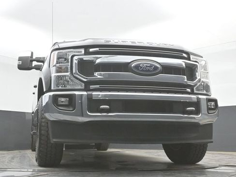 Used 2021 Ford F250 XLT w/ XLT Premium Package AWD/4WD image 41