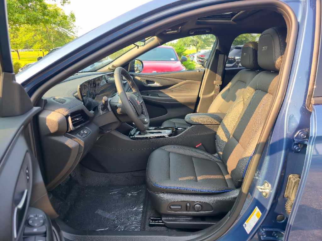 New 2026 Buick Envista Sport Touring w/ Convenience I Package FWD image 21
