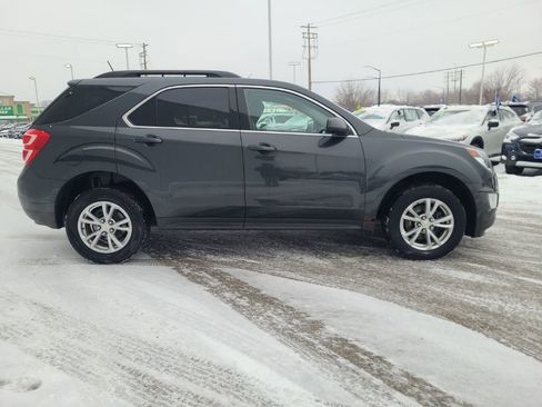 Used 2017 Chevrolet Equinox LT w/ Convenience Package image 6